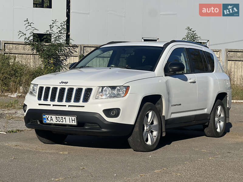 Внедорожник / Кроссовер Jeep Compass 2011 в Киеве