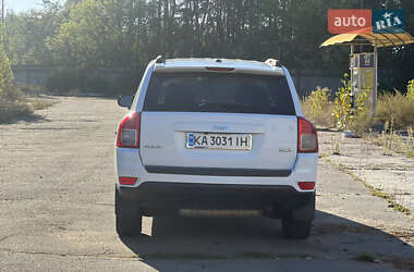 Позашляховик / Кросовер Jeep Compass 2011 в 