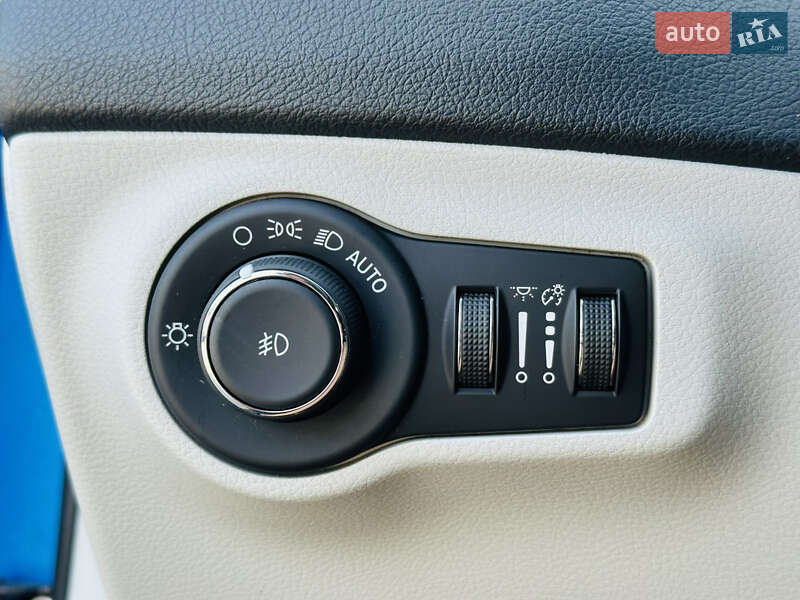 Внедорожник / Кроссовер Jeep Compass 2019 в Харькове