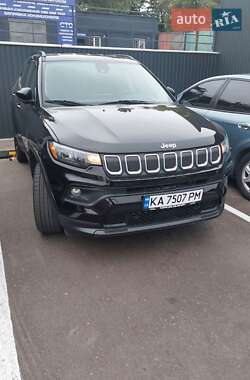 Внедорожник / Кроссовер Jeep Compass 2021 в 
