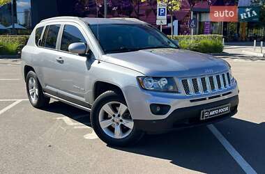 Внедорожник / Кроссовер Jeep Compass 2016 в Киеве