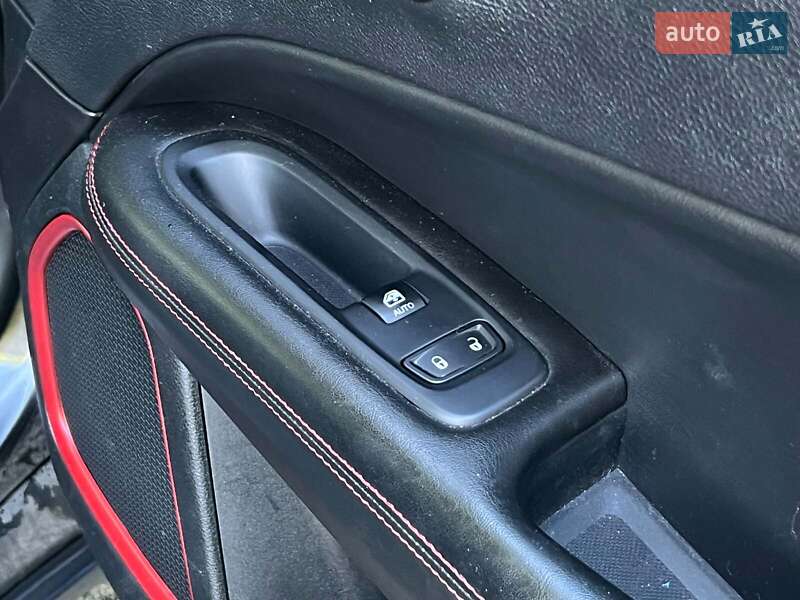 Внедорожник / Кроссовер Jeep Compass 2018 в Киеве фото 17 Внедорожник / Кроссовер Jeep Compass 2018 в Киеве