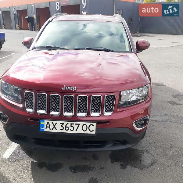 Внедорожник / Кроссовер Jeep Compass 2014 в Харькове