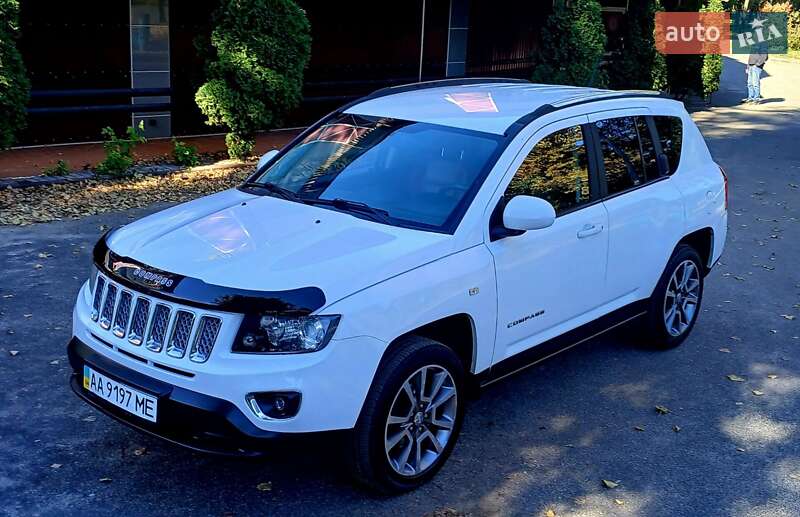 Внедорожник / Кроссовер Jeep Compass 2013 в Киеве