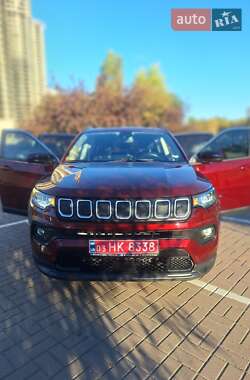 Внедорожник / Кроссовер Jeep Compass 2022 в 