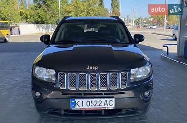 Внедорожник / Кроссовер Jeep Compass 2013 в 