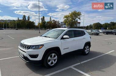 Внедорожник / Кроссовер Jeep Compass 2019 в 