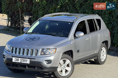Внедорожник / Кроссовер Jeep Compass 2015 в Стрые