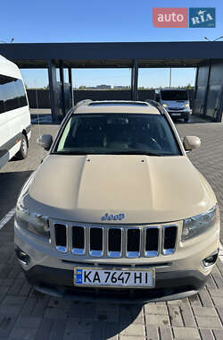 Внедорожник / Кроссовер Jeep Compass 2016 в 