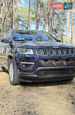 Внедорожник / Кроссовер Jeep Compass 2017 в Сумах