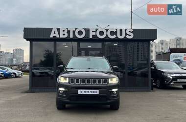 Внедорожник / Кроссовер Jeep Compass 2018 в 