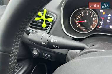 Внедорожник / Кроссовер Jeep Compass 2018 в 