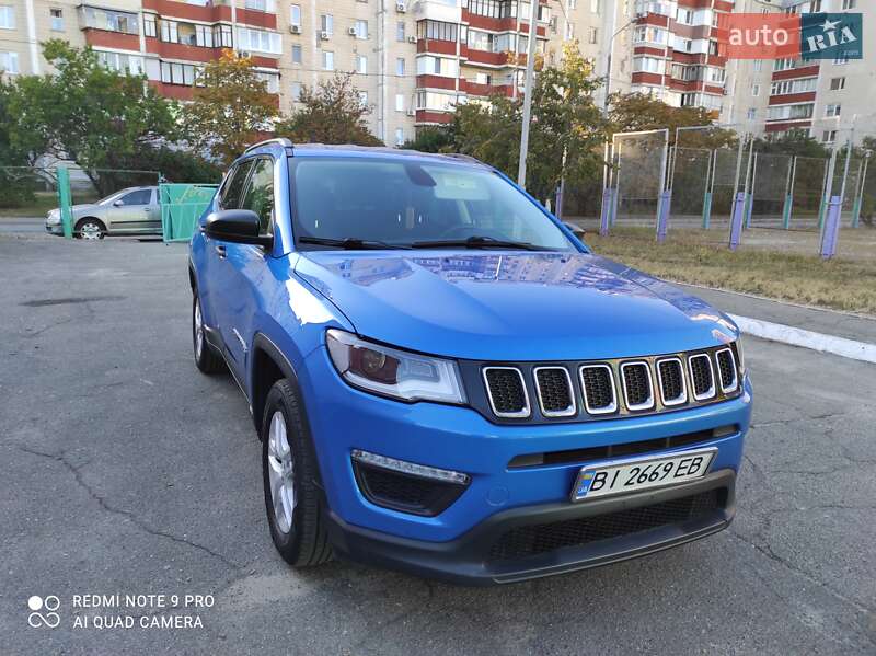Внедорожник / Кроссовер Jeep Compass 2017 в Киеве