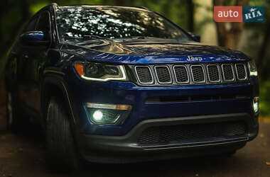 Внедорожник / Кроссовер Jeep Compass 2017 в Сумах