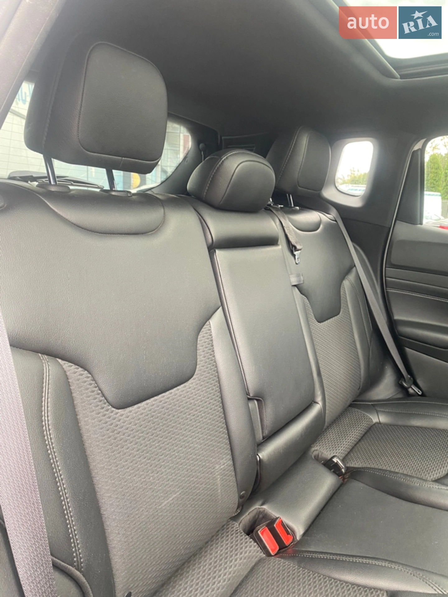 2022 Jeep Compass - мініатюра 24