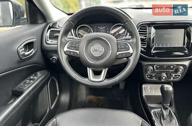 Внедорожник / Кроссовер Jeep Compass 2019 в 