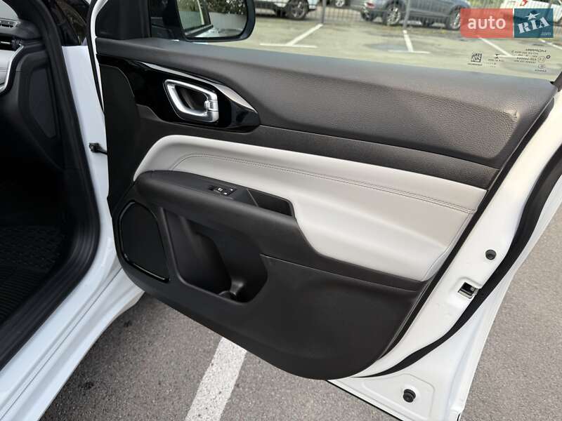 Внедорожник / Кроссовер Jeep Compass 2024 в Киеве