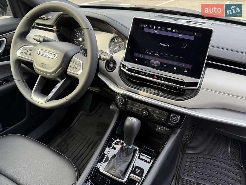 Внедорожник / Кроссовер Jeep Compass 2024 в Киеве