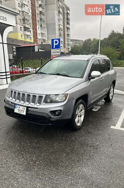 Внедорожник / Кроссовер Jeep Compass 2016 в 