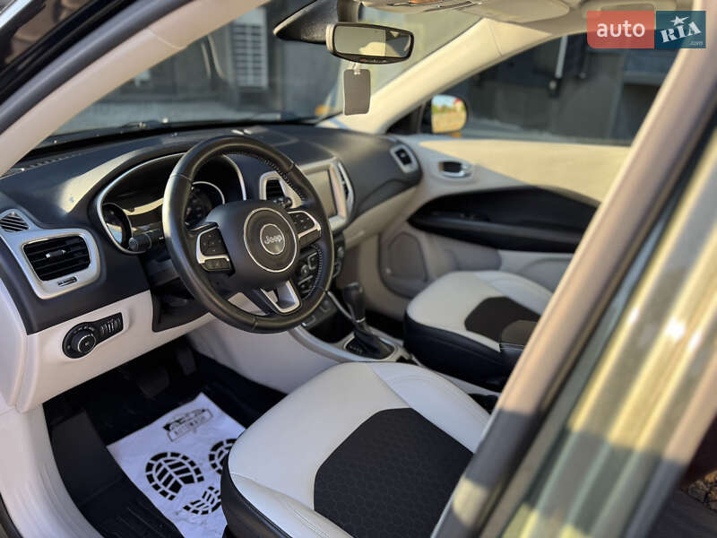 Внедорожник / Кроссовер Jeep Compass 2018 в Калуше