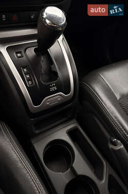 Внедорожник / Кроссовер Jeep Compass 2015 в 