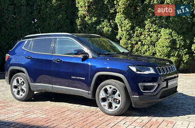 Внедорожник / Кроссовер Jeep Compass 2019 в 