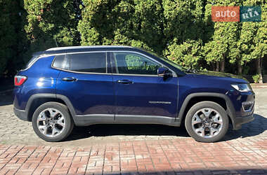 Внедорожник / Кроссовер Jeep Compass 2019 в 