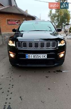 Внедорожник / Кроссовер Jeep Compass 2018 в 