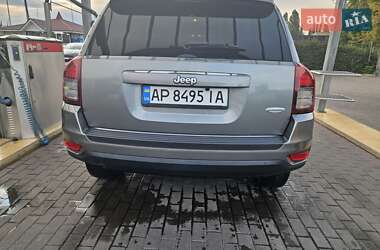 Внедорожник / Кроссовер Jeep Compass 2013 в 
