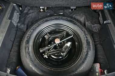 Внедорожник / Кроссовер Jeep Compass 2013 в 