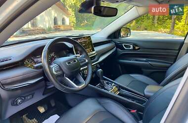 Внедорожник / Кроссовер Jeep Compass 2022 в 