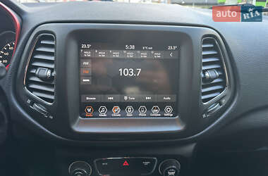 Внедорожник / Кроссовер Jeep Compass 2019 в 