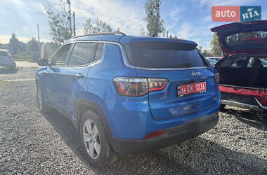 Внедорожник / Кроссовер Jeep Compass 2022 в 