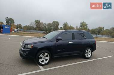 Внедорожник / Кроссовер Jeep Compass 2015 в 