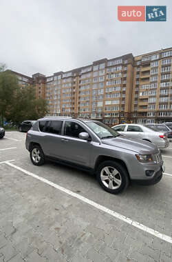 Внедорожник / Кроссовер Jeep Compass 2014 в 