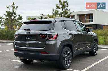 Внедорожник / Кроссовер Jeep Compass 2019 в 