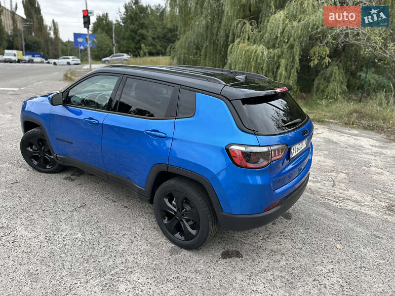Внедорожник / Кроссовер Jeep Compass 2020 в Киеве