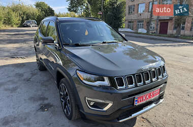 Внедорожник / Кроссовер Jeep Compass 2017 в 