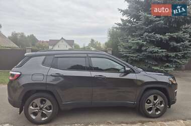 Внедорожник / Кроссовер Jeep Compass 2018 в 