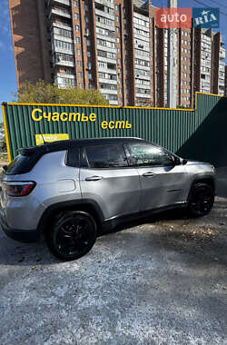 Внедорожник / Кроссовер Jeep Compass 2018 в Змиеве