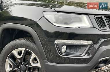 Внедорожник / Кроссовер Jeep Compass 2018 в 