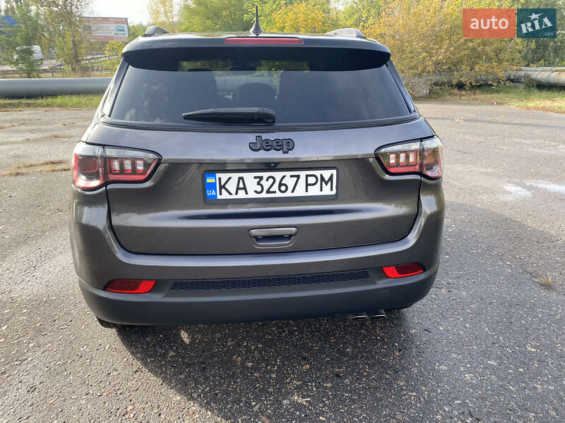 Внедорожник / Кроссовер Jeep Compass 2022 в Киеве