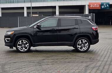 Внедорожник / Кроссовер Jeep Compass 2019 в 
