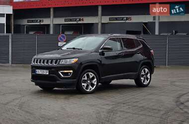 Внедорожник / Кроссовер Jeep Compass 2019 в 