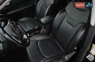 Внедорожник / Кроссовер Jeep Compass 2019 в 