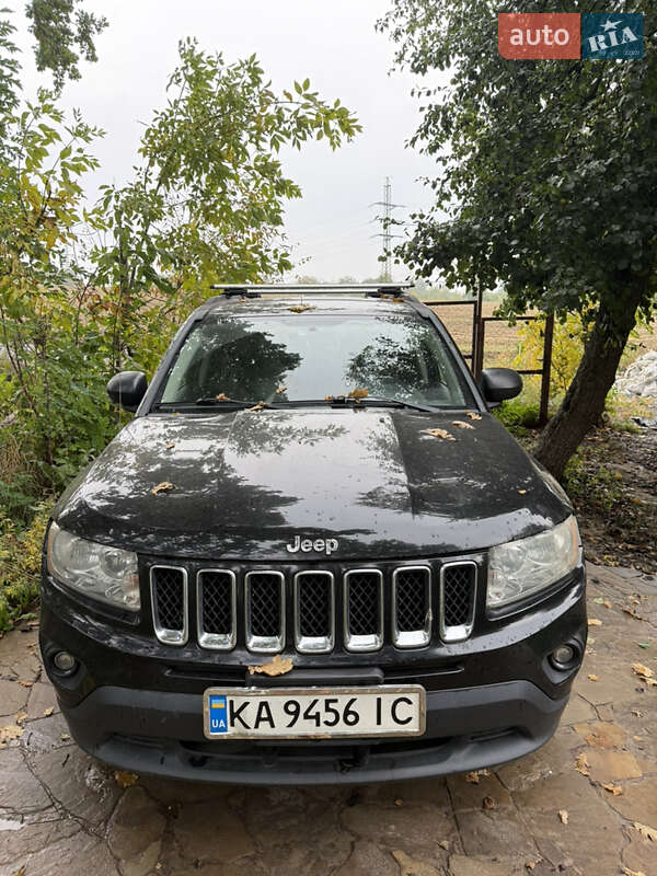 Позашляховик / Кросовер Jeep Compass 2012 в Києві