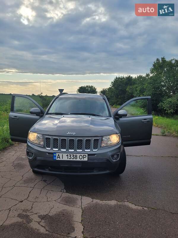 Внедорожник / Кроссовер Jeep Compass 2013 в Борисполе