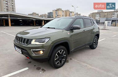 Внедорожник / Кроссовер Jeep Compass 2020 в 