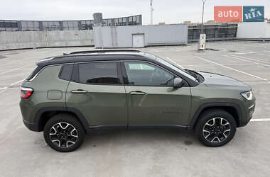 Внедорожник / Кроссовер Jeep Compass 2020 в 