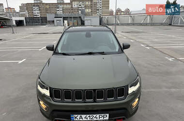 Внедорожник / Кроссовер Jeep Compass 2020 в 